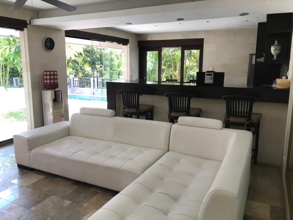 Villa dijual di Pecatu Graha, Kuta, Badung